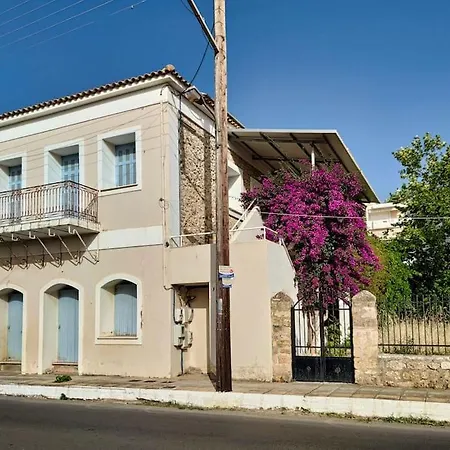 Στούντιο Σε Πέτρινο Σπίτι, Κοντά Σε Παραλία Daire Kyparissia Dış mekan fotoğraf
