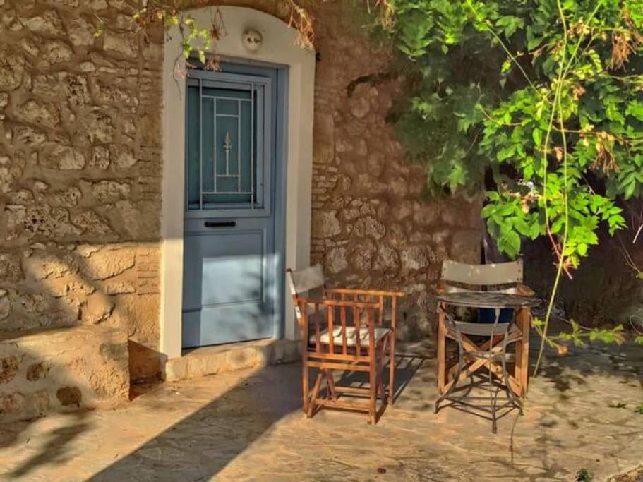 Apartment στούντιο σε πέτρινο σπίτι, κοντά σε παραλία *