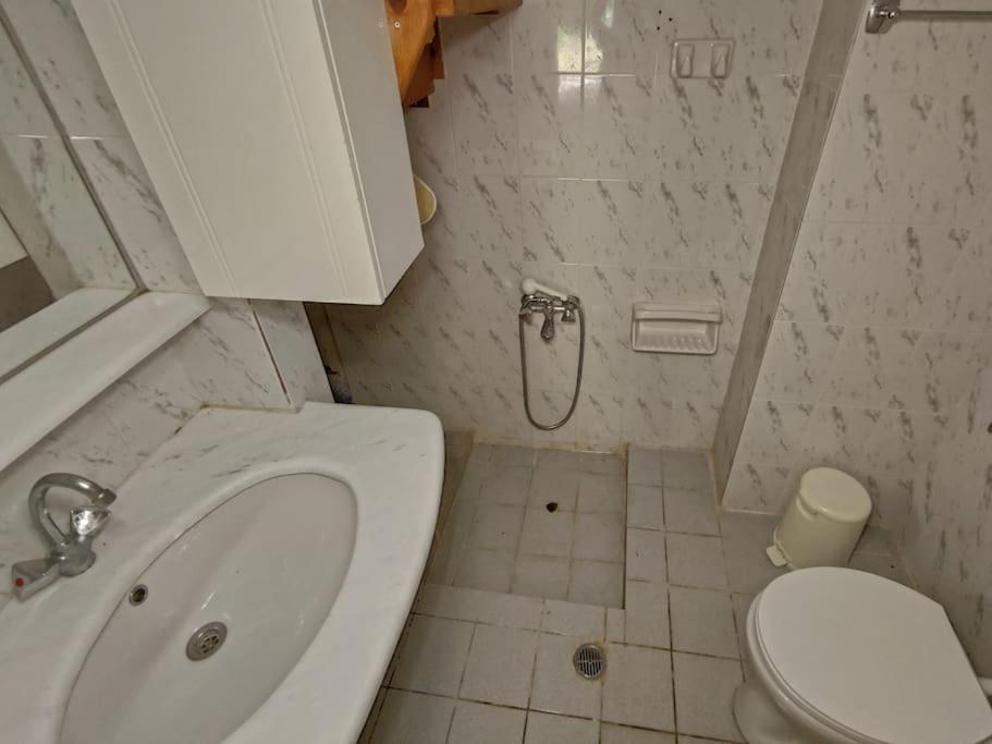 στούντιο σε πέτρινο σπίτι, κοντά σε παραλία Apartment